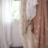 Hydrofiele doek en spuugdoek Wonder | 120x120cm/30x30cm | Sand | Koeka - Afbeelding 9